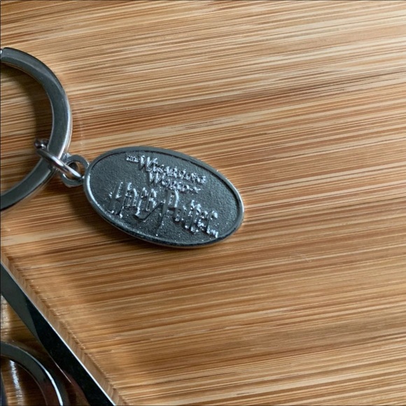 Harry Potter Authentic Deathly Hallows Keychain!⚡️ - Picture 3 of 4